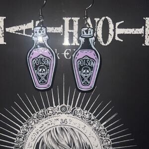 ☠️ Poison earrings